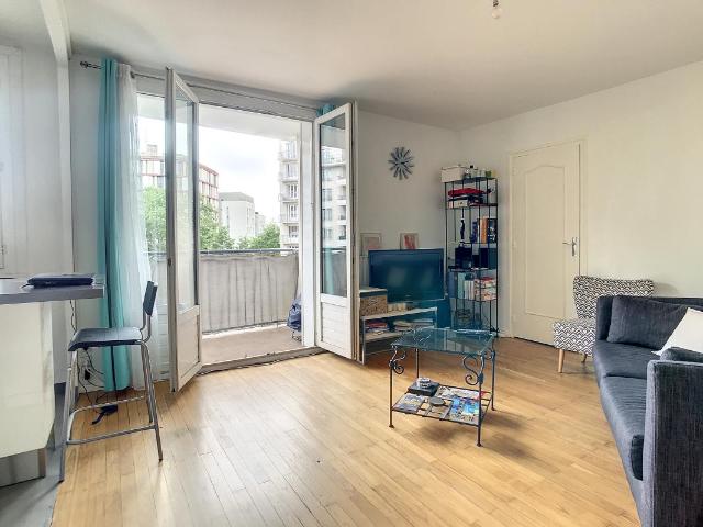 T2 NON MEUBLE – 45 m2 – BALCON – CAVE – 69100 VILLEURBANNE