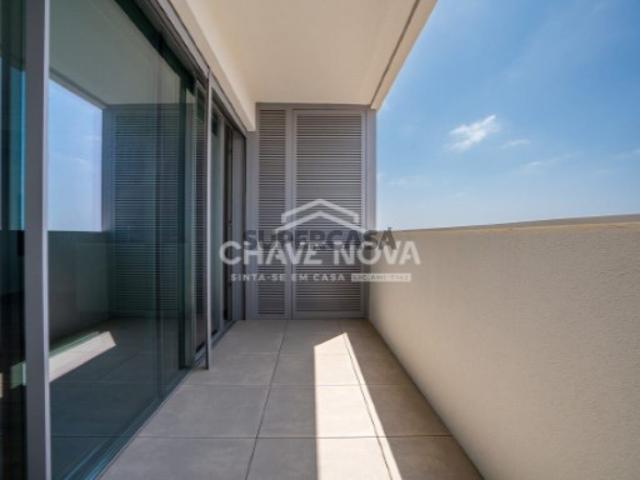 T2 Novo c/ Lugar de Garagem Duplo em Mafamude