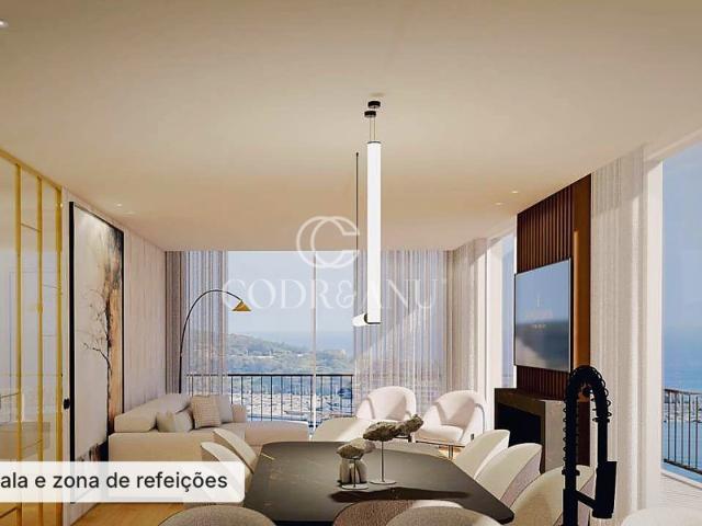 T2 Novo em Sesimbra com Varanda Ampla e Piscina Infinity | Habitação ou Investimento