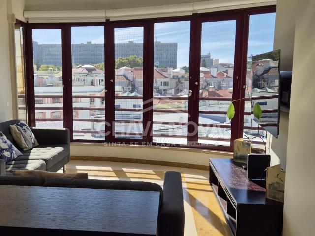T2 para Arrendamento | Avenida António Augusto de Aguiar | Lisboa