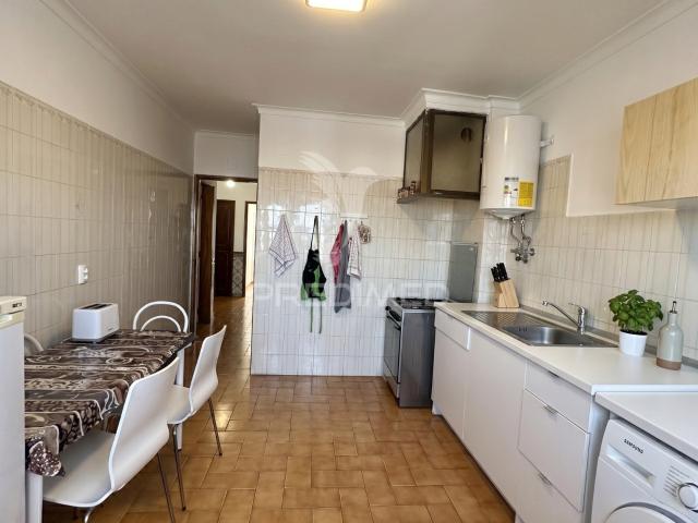 T2 para Remodelação | Tapada das Mercês | Vista Serra de Sintra