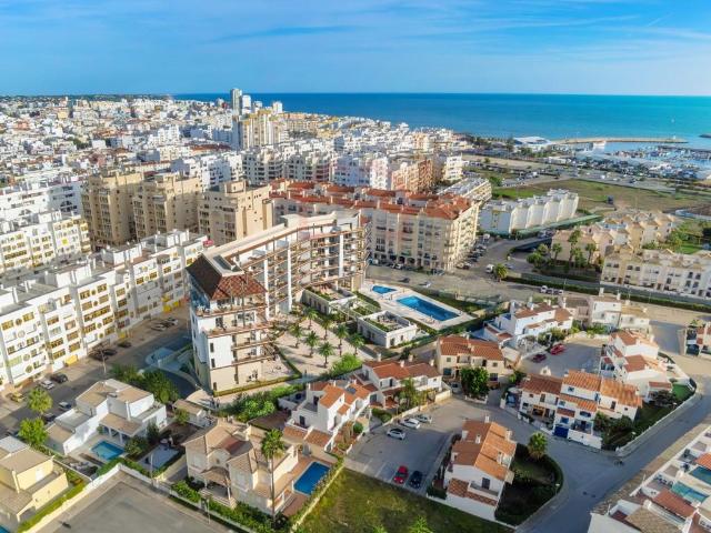 T2 Penthouse + Mezzanine A Quinta do Romão 174m² Quarteira
