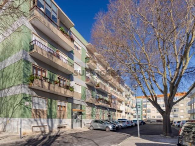 T2 pronto a habitar com Varanda na Praceta das Amoreiras | Amoreiras Setúbal