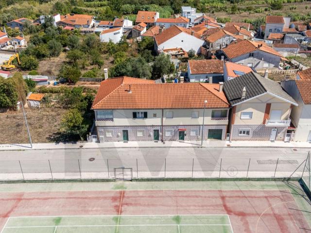 T2 Remodelado com Terraço Privativo – Condeixa