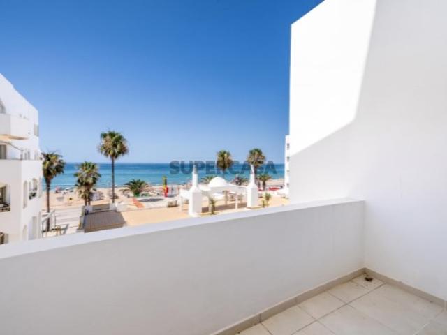 T2 Remodelado com Vista Mar Frontal | 1ª Linha da Praia de Quarteira