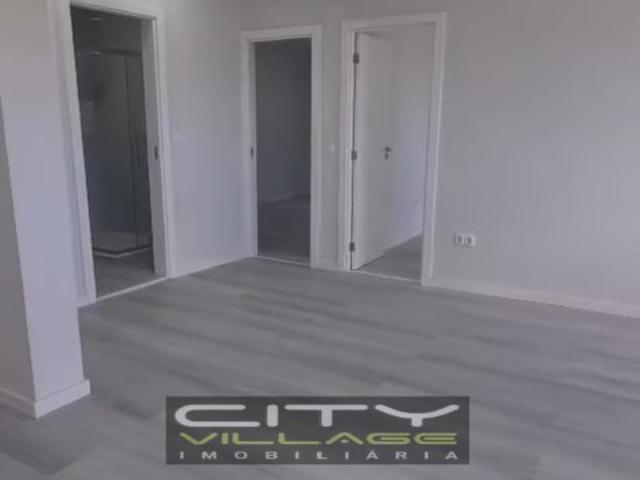 T2 Remodelado Setúbal