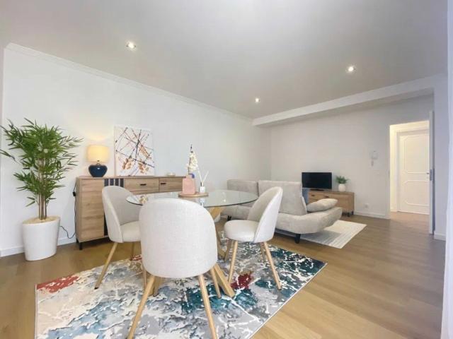 T2 Renovado na Rechousa com Garagem Fechada | Golden Hour 65m² Vilar De Andorinho