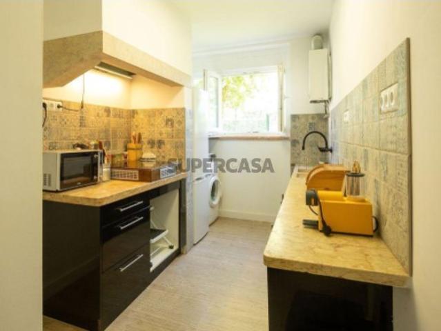 T2 reabilitado a 500 m da Praia de São Pedro do Estoril
