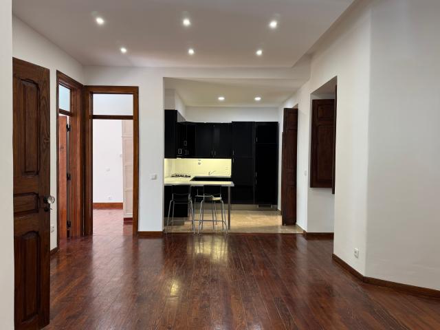 T2 recuperado e equipado nos Anjos / Bairro das Colónias 70m2