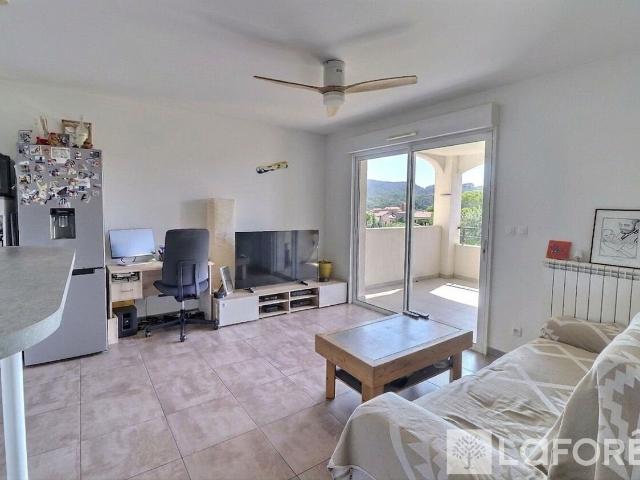 T2 récent avec terrasse et 2 places de parkings 42m² La Crau