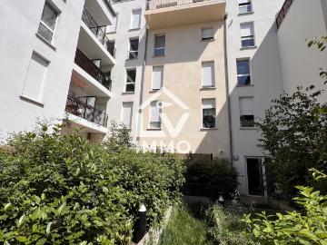 T2 récent SAINT DENIS de 45 m2 avec terrasse de 17 m2 Exposition sud