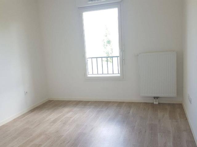 T2 résidence sécurisée av balcon