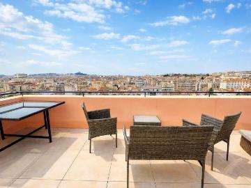T2 rooftop with view 360 and spa, Marseille Amsterdam Apartments for Rent