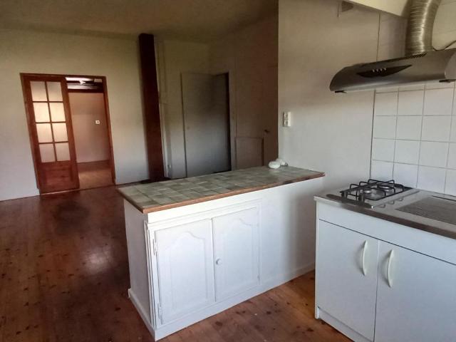 T2 RUE RASPAIL 69600 OULLINS, Oullins