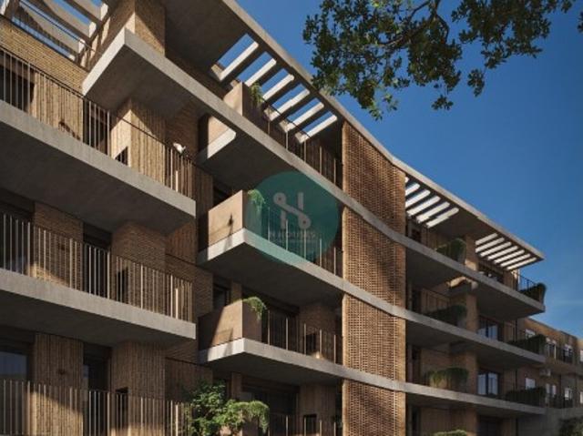 T2 Santo Adrião Residence