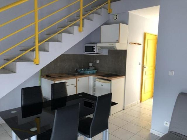 T2 Salon de Provence 13300