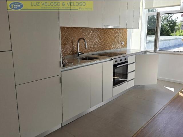 T2 Serra das Minas, remodelado, Arrecadação/Garagem