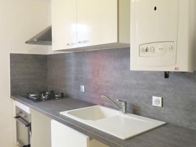 T2+PARK, Nîmes Capouchiné, 540€ H.C
