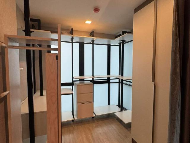 T302 ให้เช่าคอนโด Atmoz Lardprao71 แอทโมซ ลาดพร้าว71 ทำเลดี ห้องมุม มีWalk in Closet ห้องสวย เฟอร์ครบ มีเครื่องซักผ้า