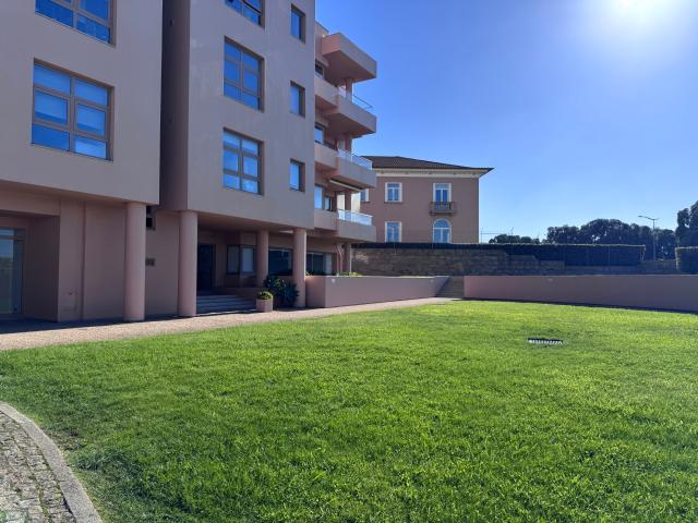 T3+1 Remodelado com Vista Mar