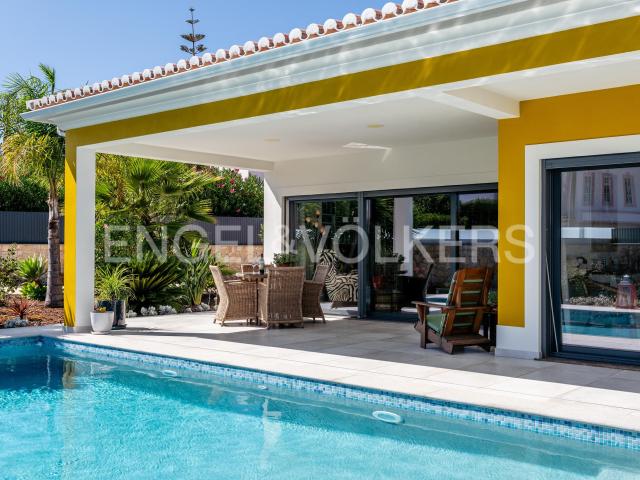 T3+1 Villa in Biscainhas, Mexilhoeira Grande
