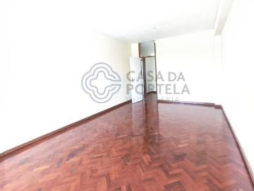 T3+1 Vintage & Renovado | Localização Estratégica: Rua Latin. 108m² Bonfim