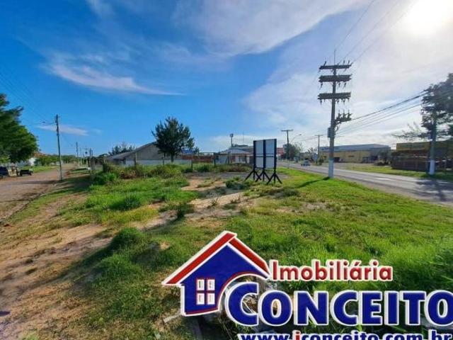 T372 Excelente terreno para comércio localizado na avenida principal