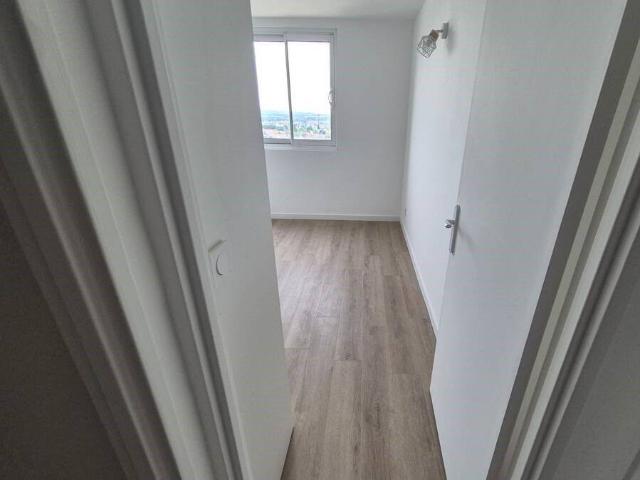T4 / 66m² / Domont Ligne H