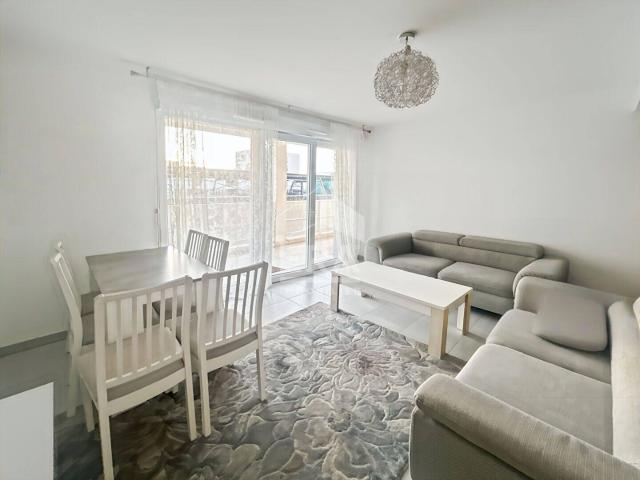 T4 80 m² Terrasse 44 m² Dernier étage Euromed