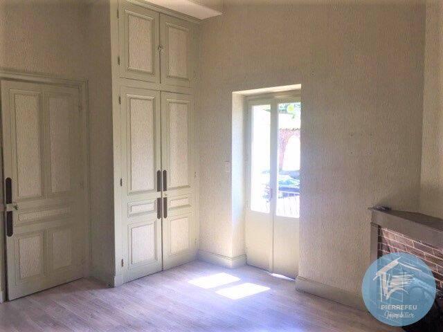 T4 81.92 m² chauffage collectif gaz 127 RUE DE LA GARE SAINT VI