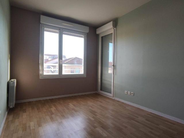 T4 87 m² 2ème étage sans vis à vis