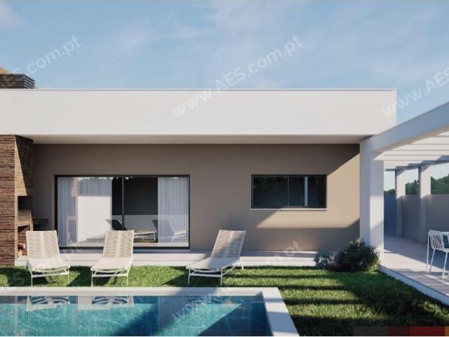 T4 térrea com piscina em Fernão Ferro 140m² Fernão Ferro