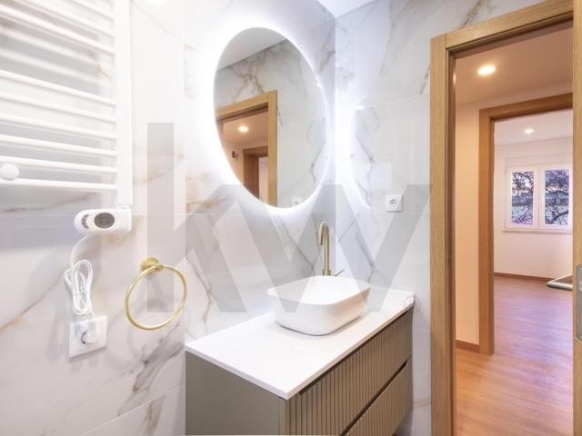 T4 totalmente remodelado com conforto, qualidade e tranquili. 93m² Santa Maria dos Olivais
