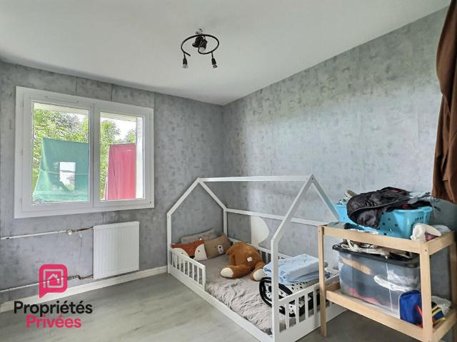 T4 traversant 67 m² double balcon vendu loué rénovation globale énergétique absorbée