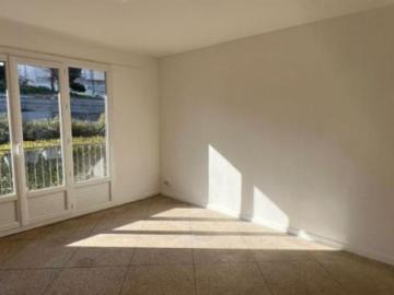 Appartement à louer à Belsunce - Cave