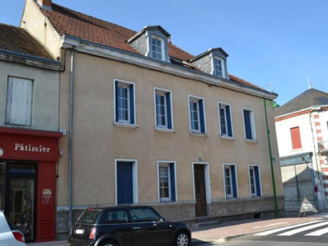 T4 à Montmarault à louer Locagestion, expert en gestion locative