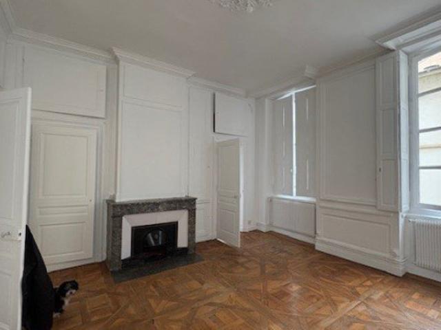 T4 à Lyon 1er Arrondissement à louer Locagestion, expert en gestion locative