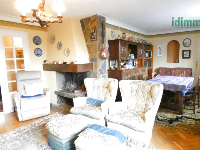 T4 AECENSEUR BALCON GARAGE