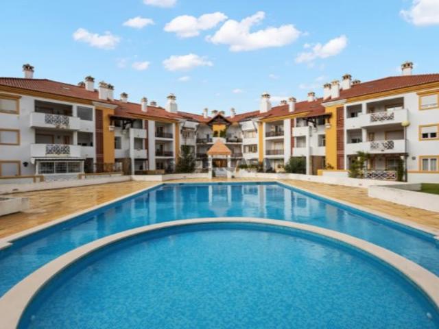 T4 Apartment for sale Quinta da Beloura / Country Village
