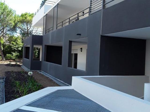 T4 AVEC BALCON + 2 PARKINGS