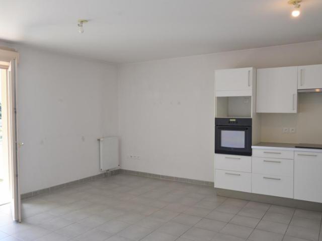 T4 avec terrasse Quartier Les 3 Lucs 13012