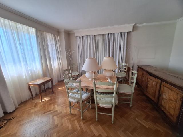 T4 Balcon + Box Rue Jean Mermoz PERIER / PRADO