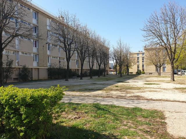 T4 CARPENTRAS LE PARC