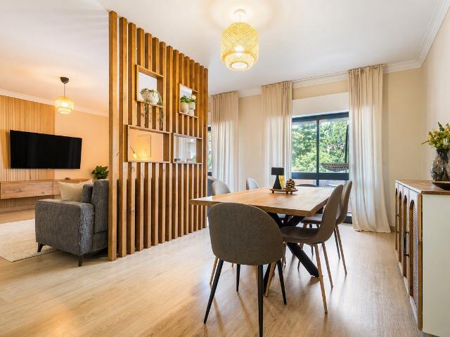 T4 com 184 m², garagem, varandas e espaço para toda a família