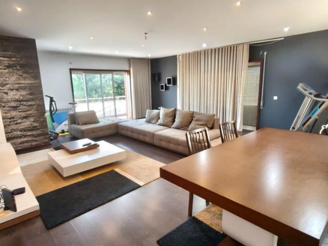 T4 com 186 m2 + Terraço com 186 m2 Junto ao Centro