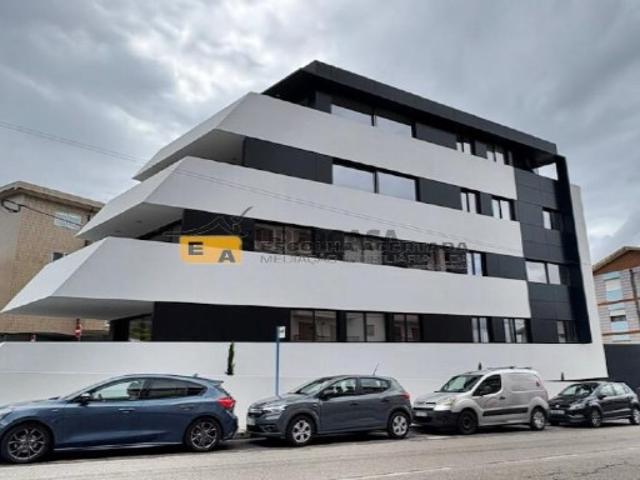 T4 Com Terraço, Gondomar