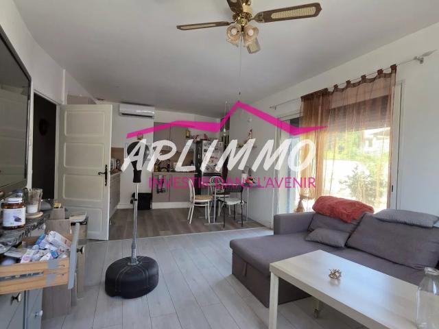T4 dans maison avec terrasse et garage 80m² Le Teil