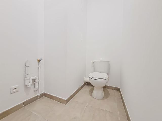 T4 DE 89.30 M² A LOUER BALCON + PLACE DE PARKING EN S/SOL NOUVELLE RESIDENCE A MARNAZ