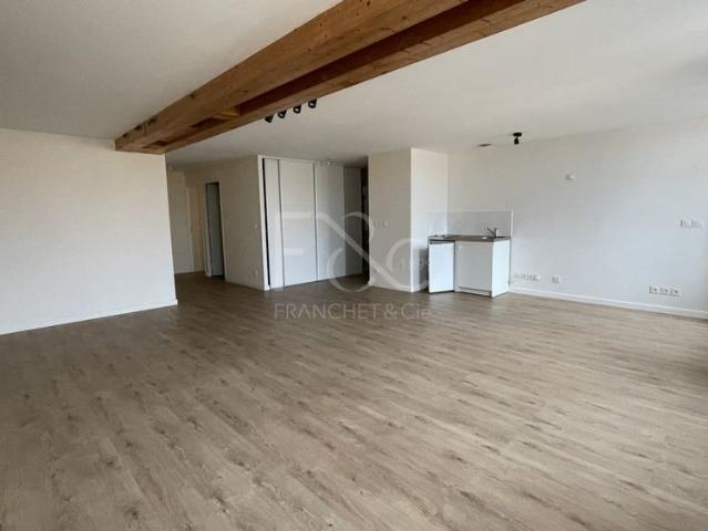 T4 de 99 m² rue Vendôme Lyon 3ème
