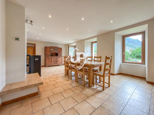 T4 de charme au cœur du village 88m² Glières Val de Borne